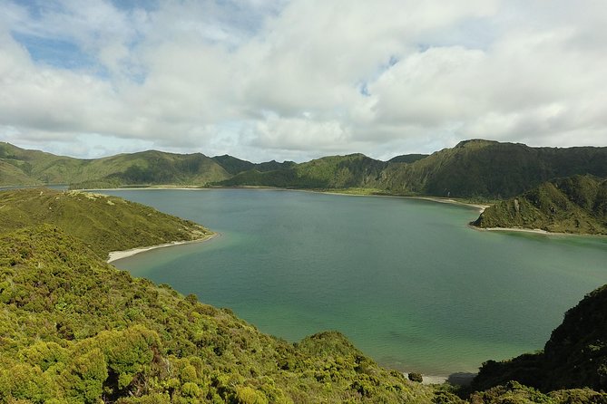 Lagoa do Fogo Walking Tour with Lunch from Ponta Delgada - Lagoa do Fogo: forest walking, plant talk, and the lake view