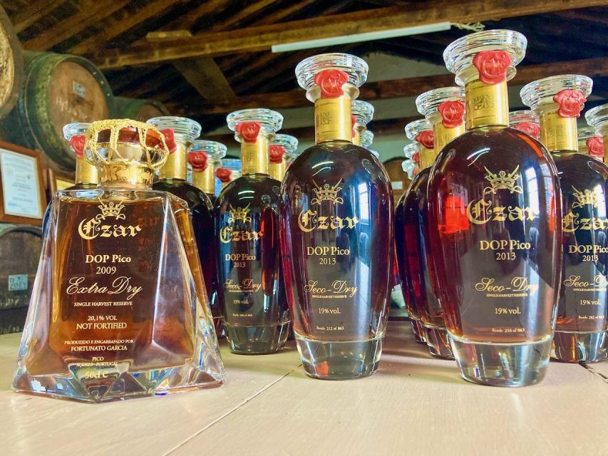 Luxury Wine Tasting at the Czar Pico Winery - The volcanic walk: what to wear and what terrain to expect