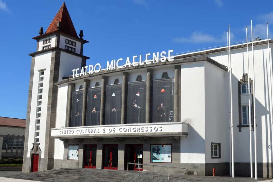 Ponta Delgada Cultural Walk - Where the Walk Starts: Campo de São Francisco and First Photos