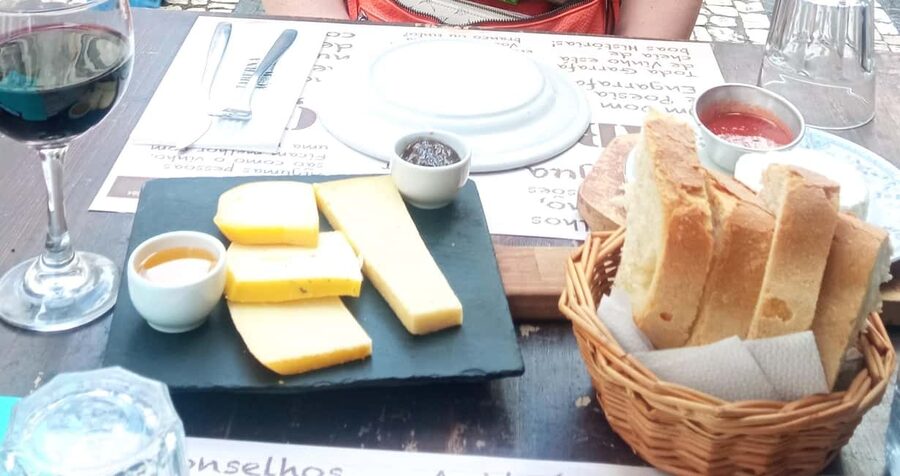 Ponta Delgada: Fat Dolphin Food Tours - The guide matters: storyteller commentary in multiple languages