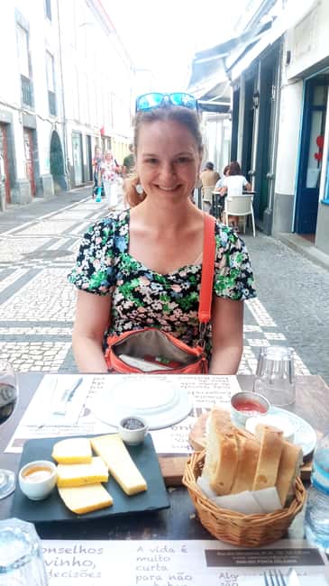 Ponta Delgada: Fat Dolphin Food Tours - Logistics you should plan for before you go