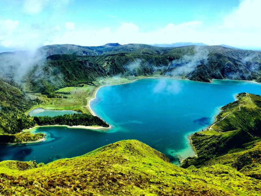 Ponta Delgada: Full-Day Sete Cidades 4X4 Tour with Lunch - From Ponta Delgada pickup to Defender 4x4 tracks that feel remote