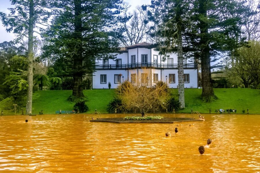 Ponta Delgada: Full-Day Van Tour to Furnas Valley - South Coast detour: Vila Franca do Campo and the 1522 earthquake story