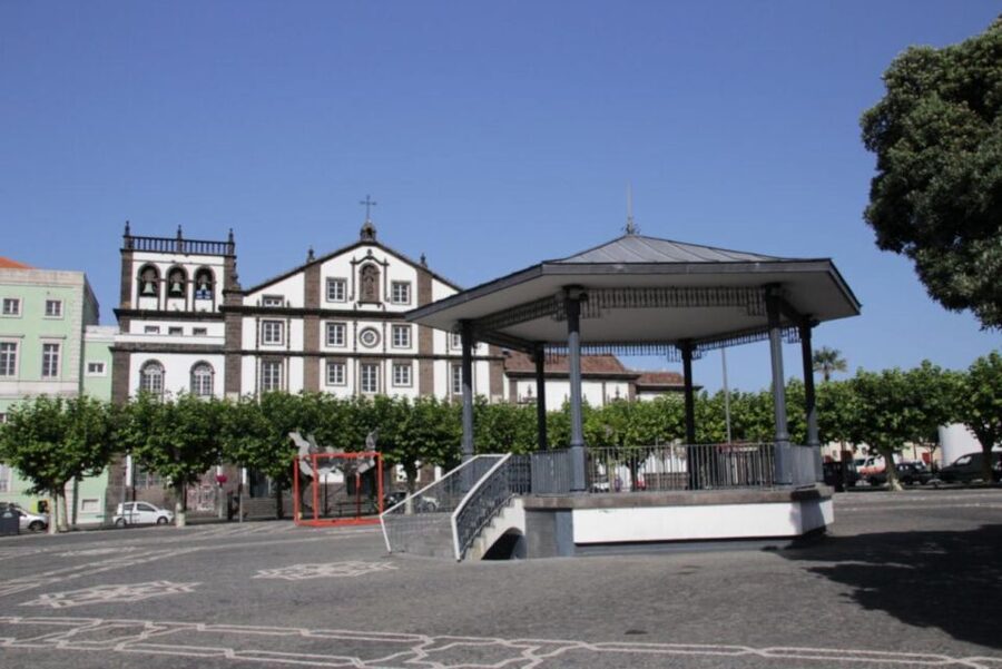 Ponta Delgada Half-Day City Tour - A 4-hour Ponta Delgada loop that mixes Azores craft and city sights