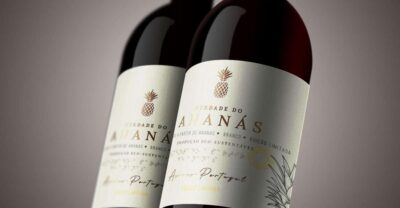 Pineapple wine tasting and pineapple tour