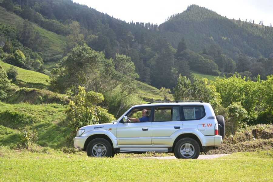 Ponta Delgada: Private Full or Half-Day 4x4 São Miguel Tour - How Your Guide Builds the Day Around You