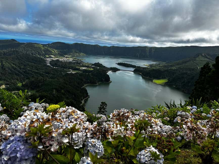 Ponta Delgada: Sete Cidades and Fenais da Luz Guided Trip - Key highlights to look forward to