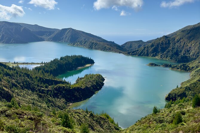 Private Hike - Discover São Miguel’s Craters, Lakes & Waterfalls - Timing, pacing, and what to bring for a 6.5-hour hiking day
