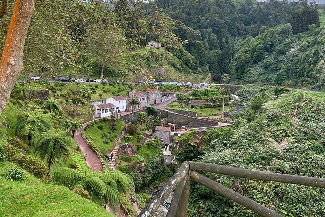 Private Hiking Tour São Miguel Island - Moinhos do Félix and Cascatas: northern coastal cliffs to waterfall lagoons