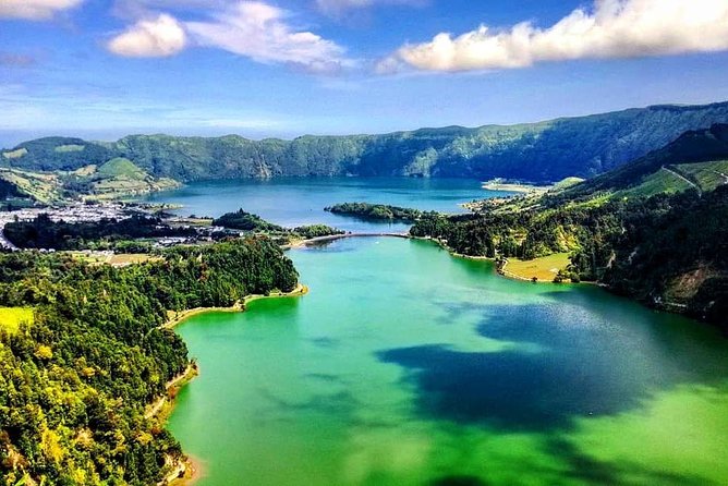 Private Tour 1-4 people Full Day Sete Cidades & Lagoa do Fogo - Lunch included: a real break during a busy day