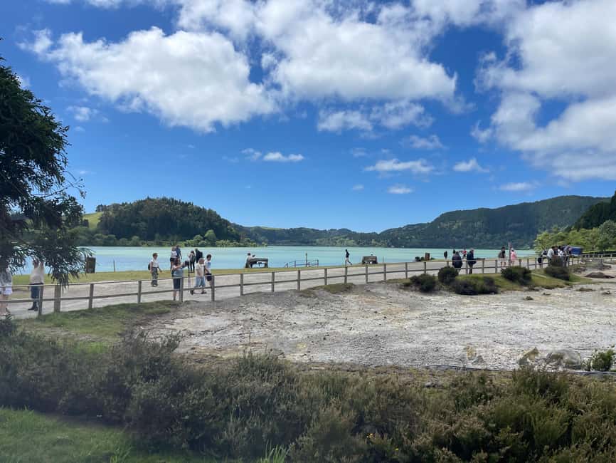 Private Tour Furnas: Furnas Lake Hike & Terra Nostra Park - Lagoa das Furnas guided nature walk with fumaroles and calm lake views