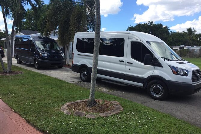 Private Transport from Ponta Delgada Joao Paulo II Airport to hotels - Door-to-Door Pickup From PDL to Your Hotel