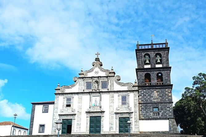 Ribeira Grande Walking Tour: Beauty, Tradition and Pirates. - Miguel de São Miguel and the pacing that keeps it comfortable