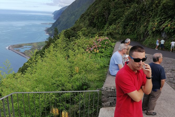 S. Jorge Van Tour - Full Day with Activities - Casa do Parque and the visitor center pause you actually need