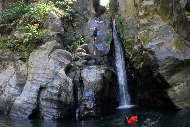 San Miguel : Level 2 Canyoning in Salto do Cabrito, Azores - Finishing at Salto do Cabrito: the payoff and the photos