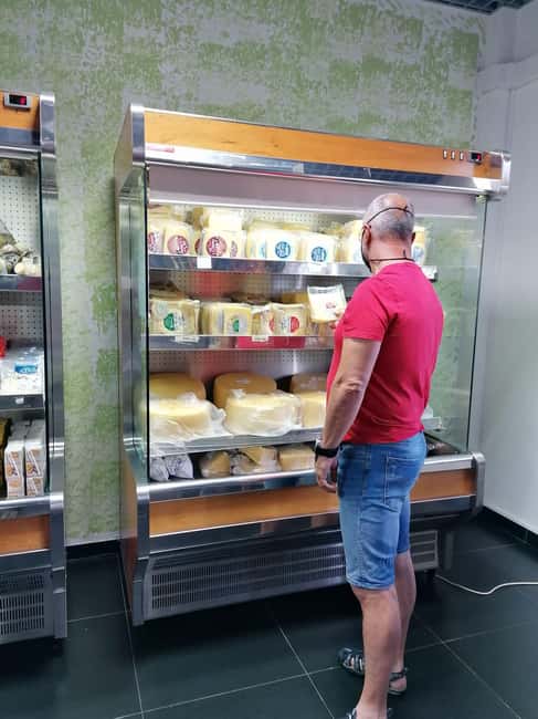 Sao Jorge Cheese Tour - Half day - Cheese Tasting at 3, 6, and 24 Months