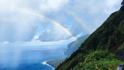PR01 Hike & Tour – Full Day Adventure