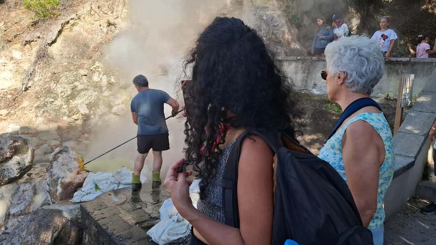São Miguel: 2-Day Island Tour - East & West Highlights - The East Side Day 2: Santa Iria, Tea Fields, and the Véu da Noiva Waterfall