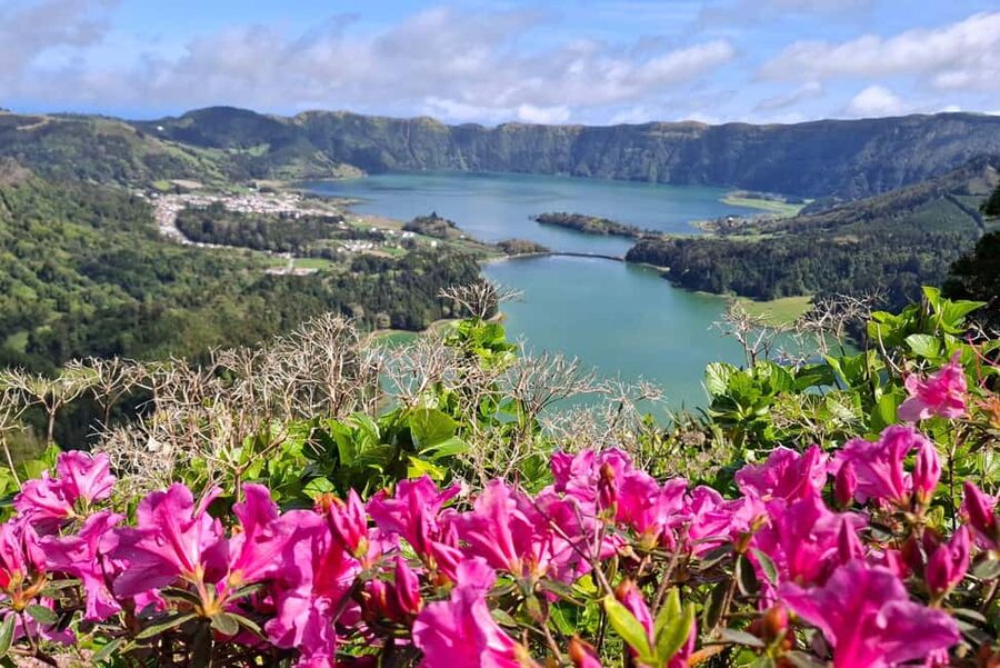 São Miguel: 2-Day Island Tour - East & West Highlights - Who This Tour Fits Best