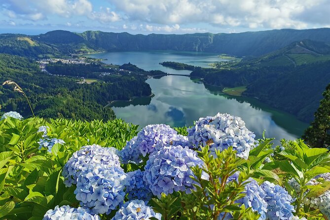 São Miguel 2-Day Tour: Furnas, Sete Cidades, Fogo & Nordeste - Why This São Miguel 2-Day Loop Works So Well
