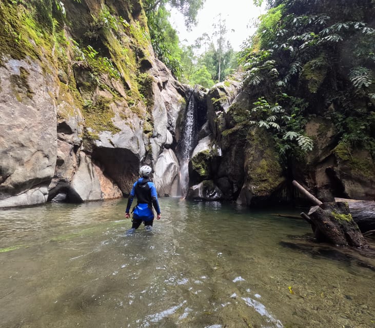São Miguel: AdventurePark Canyoning Salto do Cabrito, Azores - Quick logistics that affect your comfort