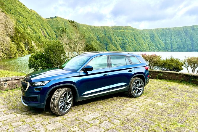São Miguel Azores: Explore the dramatic crater of Sete Cidades - Key highlights you will notice fast