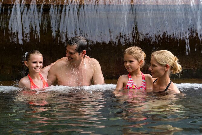 São Miguel Azores: Furnas Evening Thermal Baths with tickets - Meeting up and the small-group SUV comfort