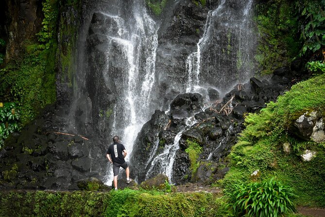 São Miguel, Azores - Private Tour 9 hours in 4 seats car "Exclusively for You" - Snacks, Drinks, and the Small Comforts That Matter on a Long Day