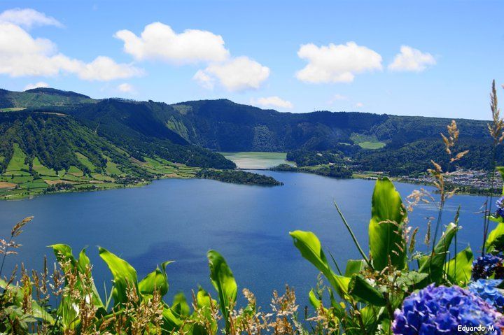 São Miguel, Azores: Sete Cidades Half-Day Jeep Tour - Guides and small-group energy: why the names matter