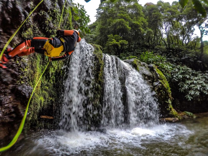 Sao Miguel: Caldeiroes Canyoning Experience - Weather reality: why rain or shine still works