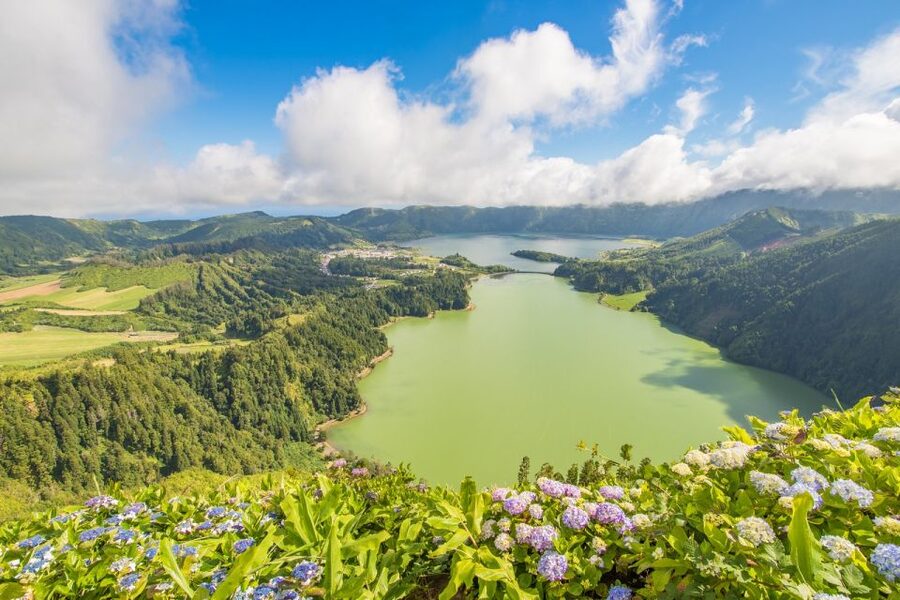 São Miguel: Full-Day Tour to Sete Cidades and Lagoa do Fogo - Lunch with drinks: good refuel, not a rushed meal
