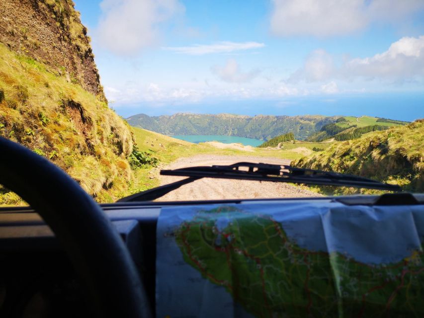 São Miguel Island: Full-Day Off-Road Island Tour - From Ponta Delgada to Sete Cidades, the day starts with real access