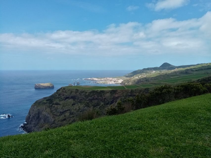 São Miguel Island: Full-Day Sete Cidades Tour - Why this west-coast route makes sense on a time crunch