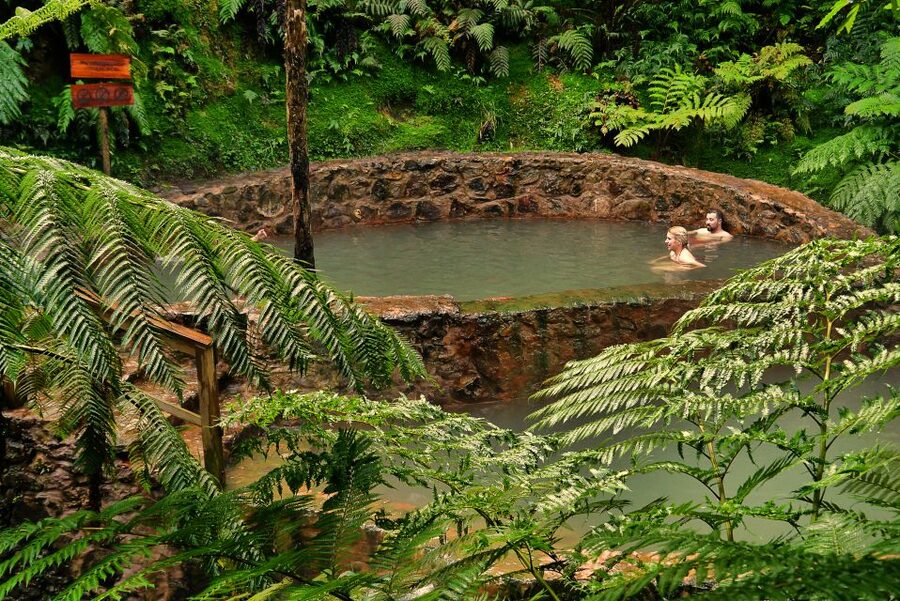 Sao Miguel: Jeep Tour to Sete Cidades & Lagoa do Fogo - Caldeira Velha hot-spring swim at the iron-rich waterfall