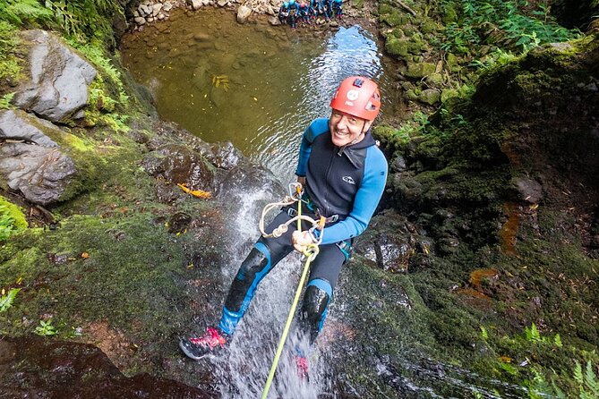 São Miguel : Level 1 Canyoning in Ribeira dos Caldeirões, Azores - Waterfall Abseiling: Handling Vertical Drops Up to 8 Metres