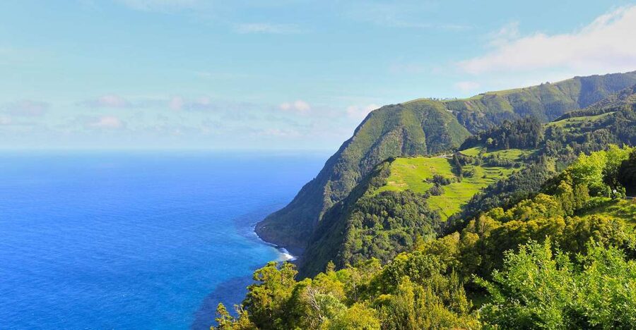 São Miguel: Nordeste, Cliffs & Waterfall Day Trip with Lunch - Cascata do Risco: The Waterfall Stop That Feels Like a Reset