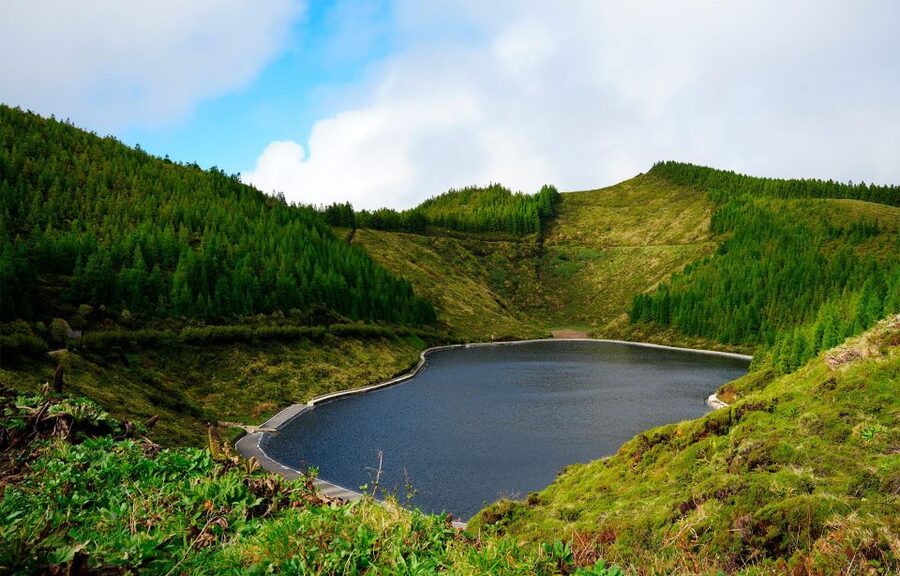 São Miguel: Sete Cidades and Crater Lakes Hike - Lagoa das Empadadas and Lagoa do Canário: Lake Views Plus Real Walking