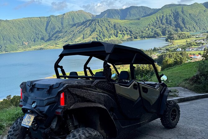 São Miguel : Sete Cidades Buggy tour - Meeting point and first steps at Largo de S. José