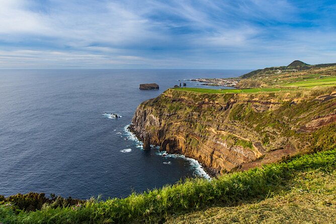 São Miguel West Full Day Tour with Setes Cidades Including Lunch - Pico do Carvão and Lagoa do Canário: The Volcanic Warm-Up