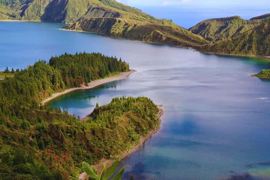 São Miguel: West Island Private Tour with Hotel Pickup - Transportation, Time on Foot, and What You Should Bring