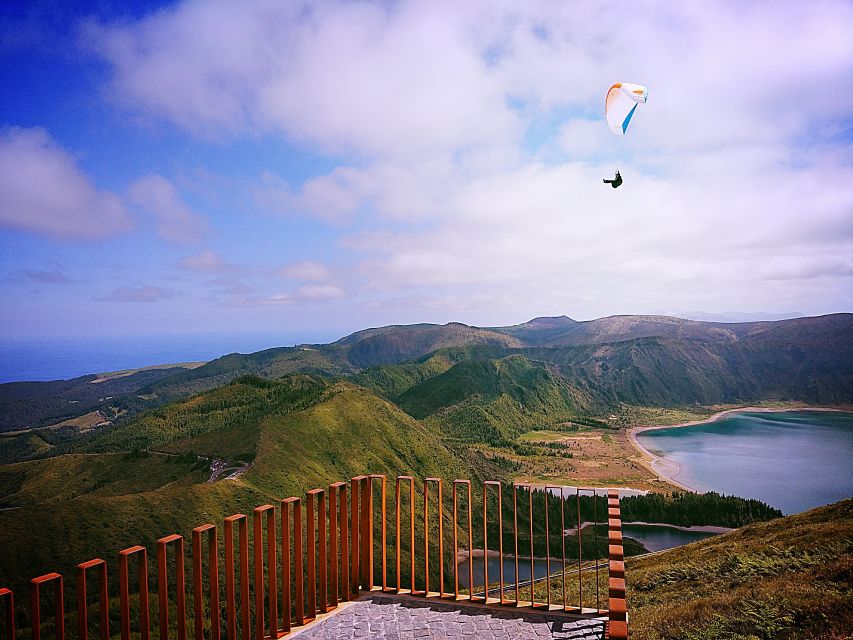 São Miguel West: Sete Cidades and Fogo Tour with Lunch - Caldeira Velha hot springs center: go for a walk, and decide on the swim