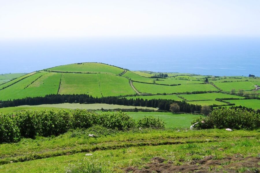 Sete Cidades Azores 4x4 Day Tour from Ponta Delgada - Coastal fumaroles and warm bathing spots