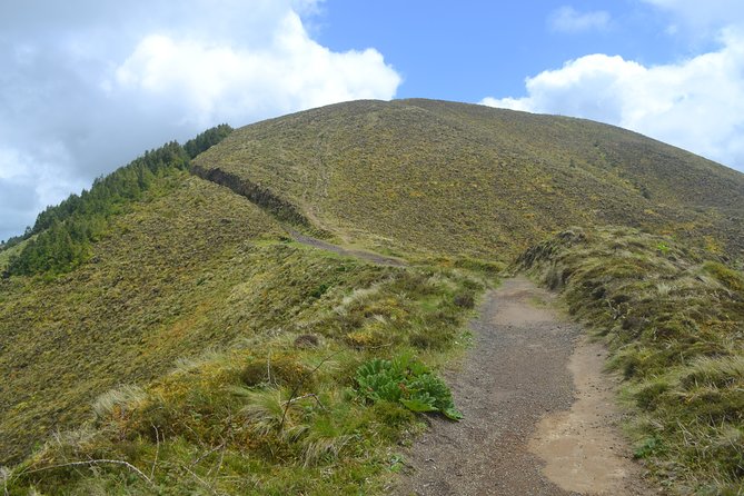 Sete Cidades, Hike Serra Devassa and Boca do Inferno - The guide experience: Samuel Rego’s professional, friendly style