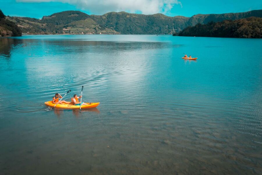 Sete Cidades: Kayaking and Biking Adventure - Check-In at the Lakeshore: Gear, Rules, and a Fast Start
