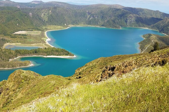 Sete Cidades & Lagoa do Fogo - Full-Day Tour - Pico do Carvão to Grota do Inferno, quick stops with real payoff