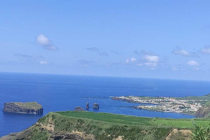 Sete Cidades on Jeep - The guide factor: English, pacing, and real-time weather smarts