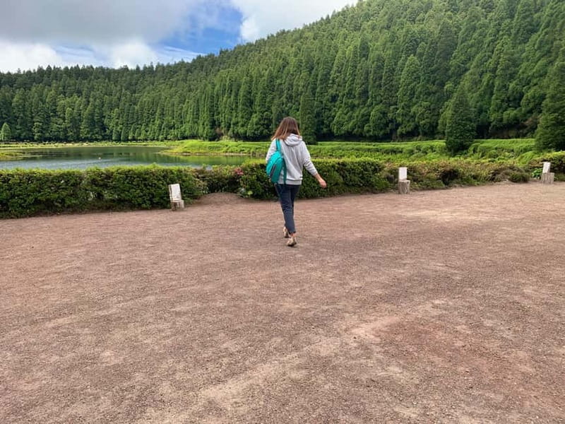 Sete Cidades: Twin Lakes, Serra Devassa Hike & Mosteiros - What to bring for a comfy day on uneven ground