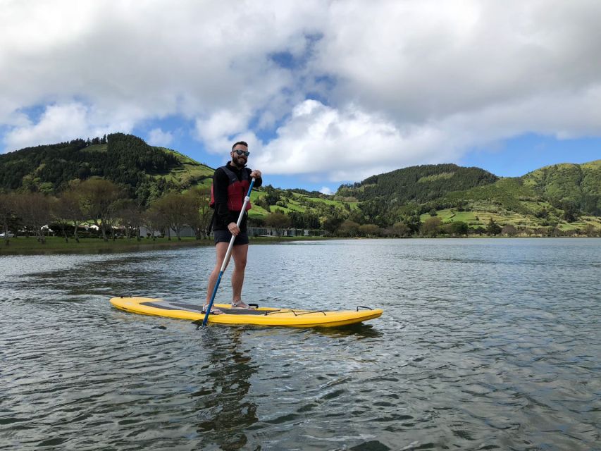 Stand Up Paddle Rental | Sete Cidades - Standing vs. sitting: how to handle wind chop near Sete Cidades
