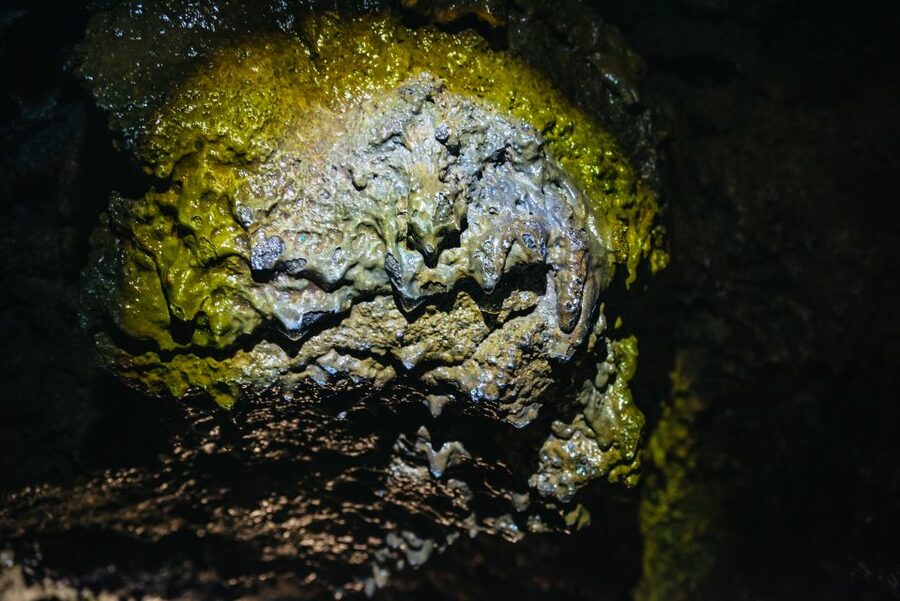 Terceira: Algar do Carvão Lava Caves Tour - The smoke and the Guilherme Moniz caldera, where the story clicks