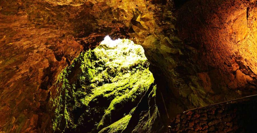 Terceira Island: Caves and Craters Tour - Serra do Cume: the crater view that sets the tone